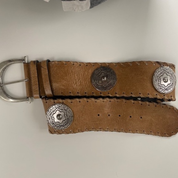 Richard Gampel tan leather belt - Picture 4 of 5
